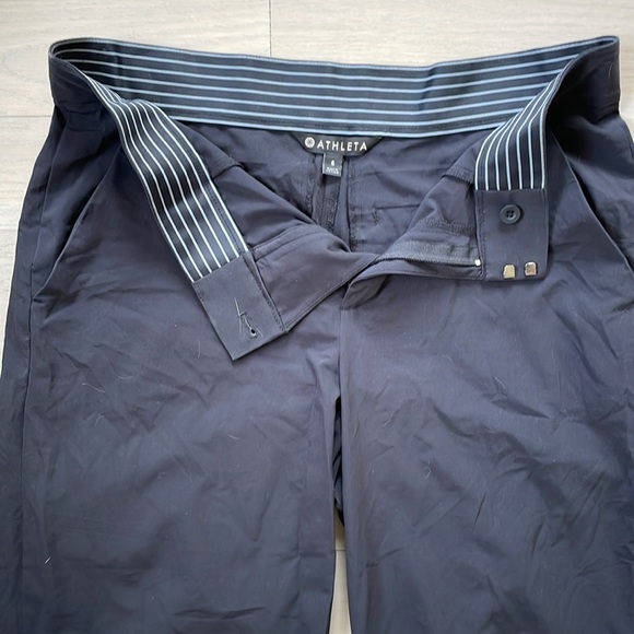 Athleta black athleisure, cropped, wideleg trouser with snap detail - Picture 2 of 3